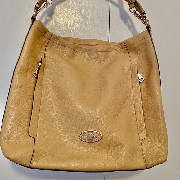 Coach Handbags - COACH Large Shoulder Bag
